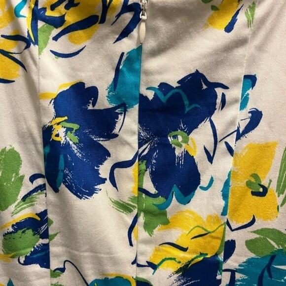 Chaps Dress Women's Cotton Floral Size 10 Pleated Front Sleeveless - Picture 6 of 8